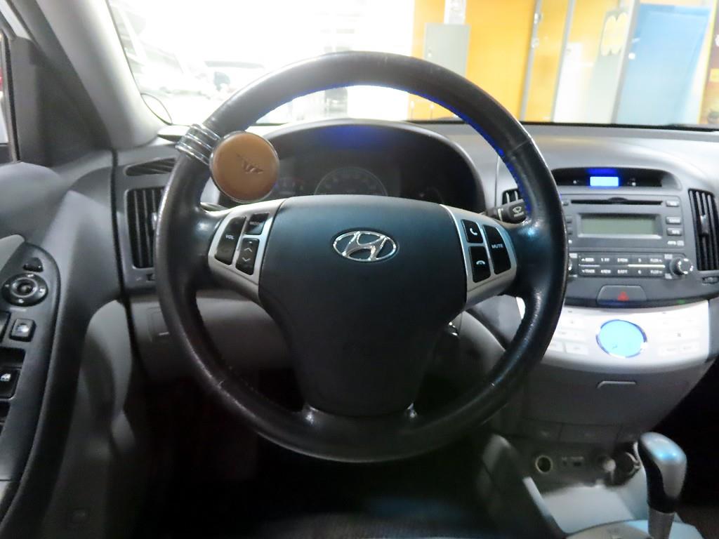 HYUNDAI Avante - Vista 6