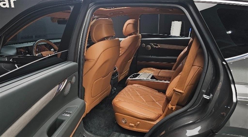 Genesis GV80 - Vista 12