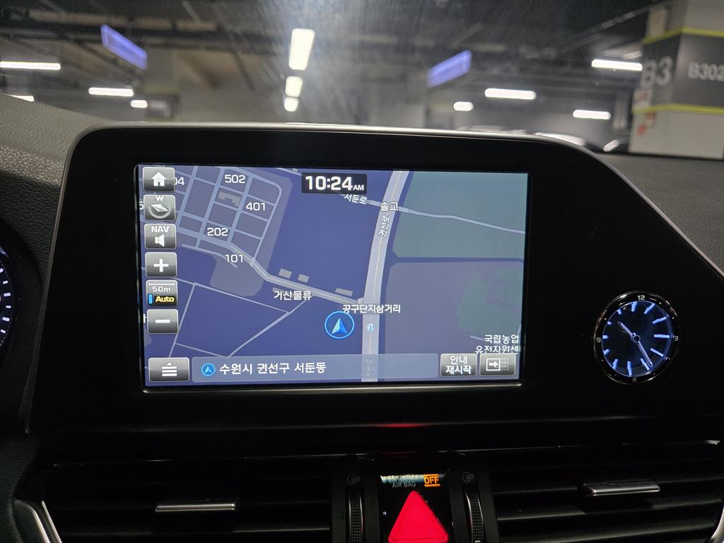 HYUNDAI Grandeur - Vista 11