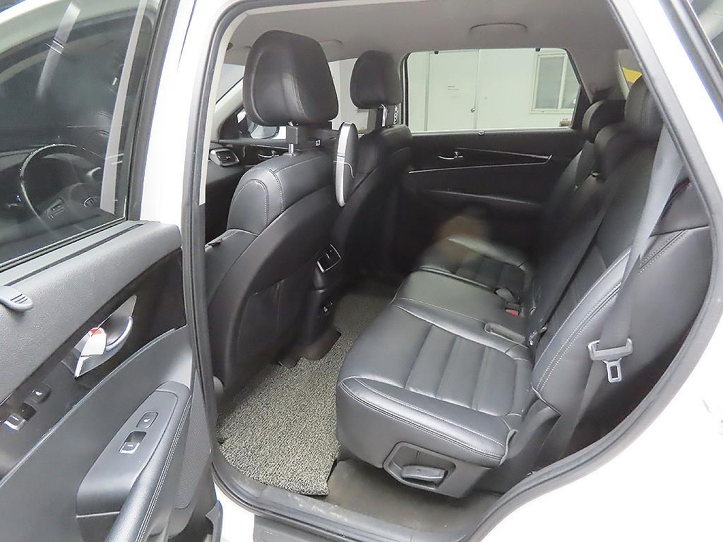 KIA Sorento 2015 Blanco - Importación desde Corea - HF Imports Iquique - Foto 9