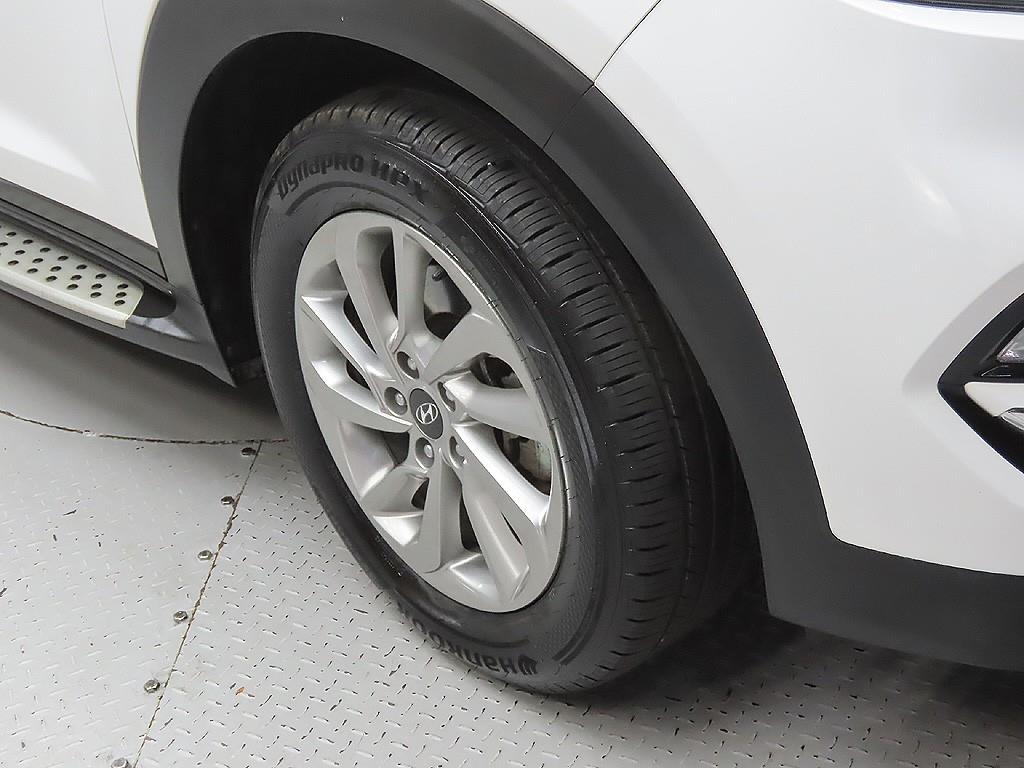 HYUNDAI Tucson - Vista 9