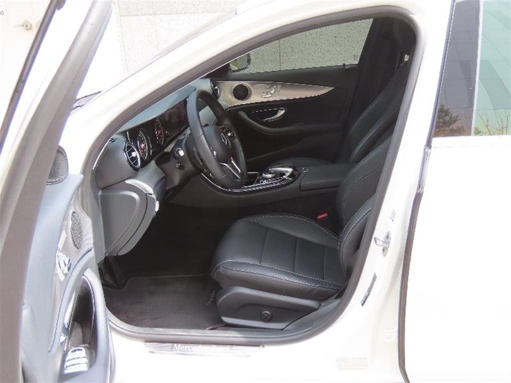 Mercedes Benz E class 2019 Blanco - Importación desde Corea - HF Imports Iquique - Foto 13