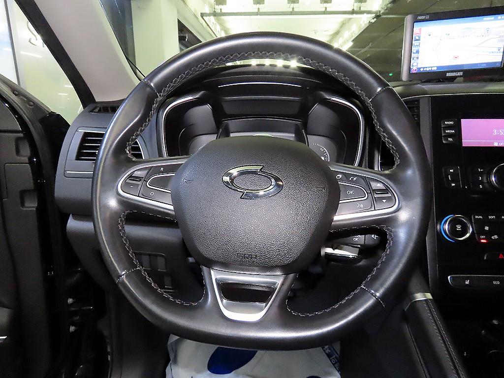 SAMSUNG QM6 - Vista 8