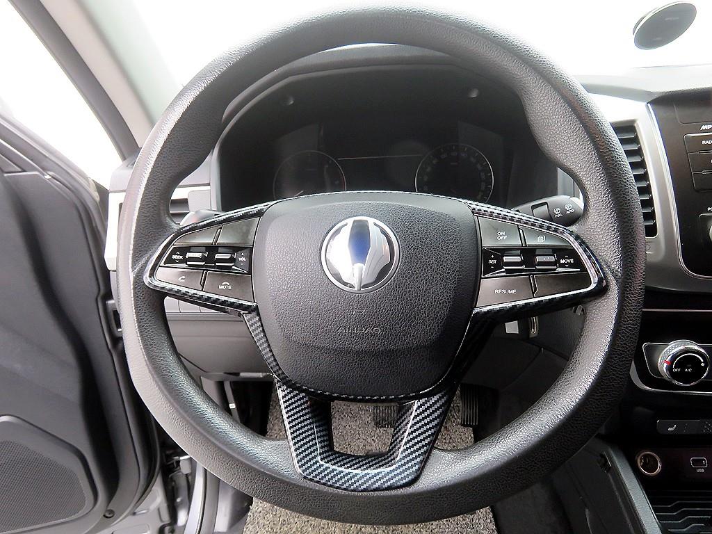 Ssangyong Rexton - Vista 11