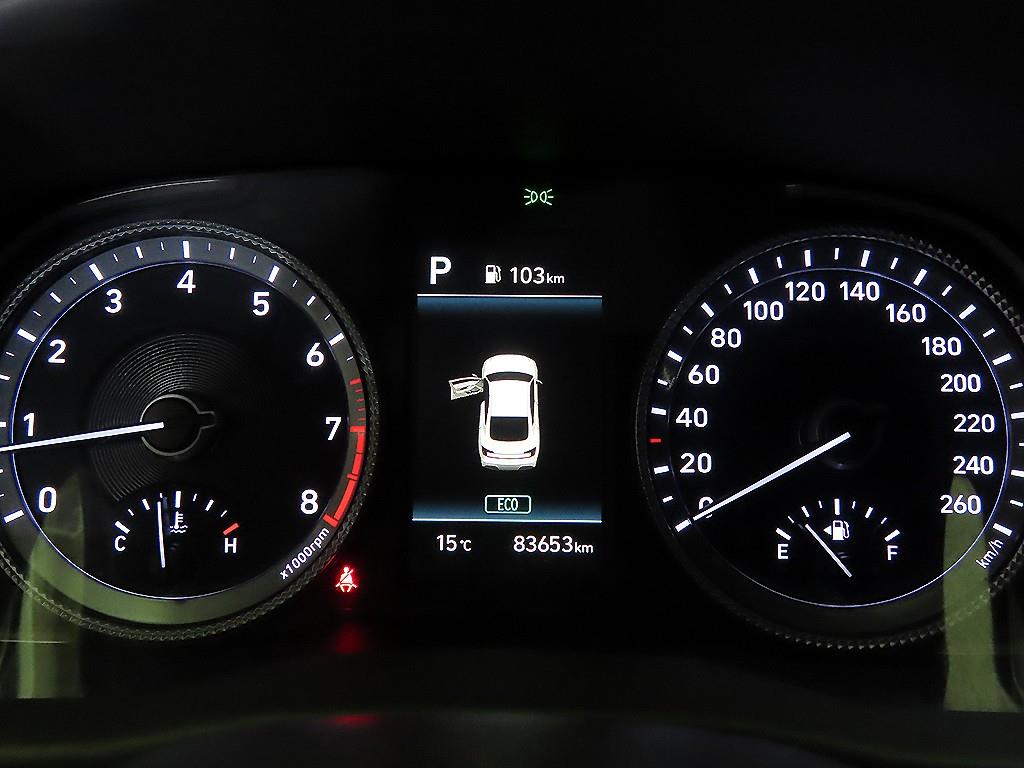 HYUNDAI Sonata - Vista 9