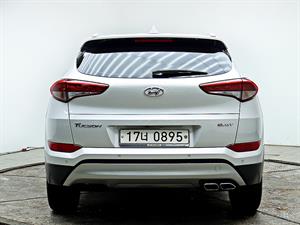 HYUNDAI Tucson - Vista 6