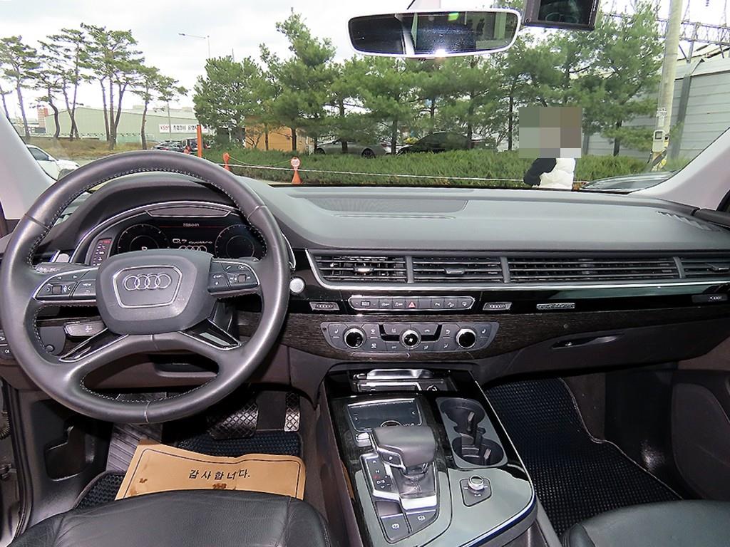 Audi Q7 - Vista 7
