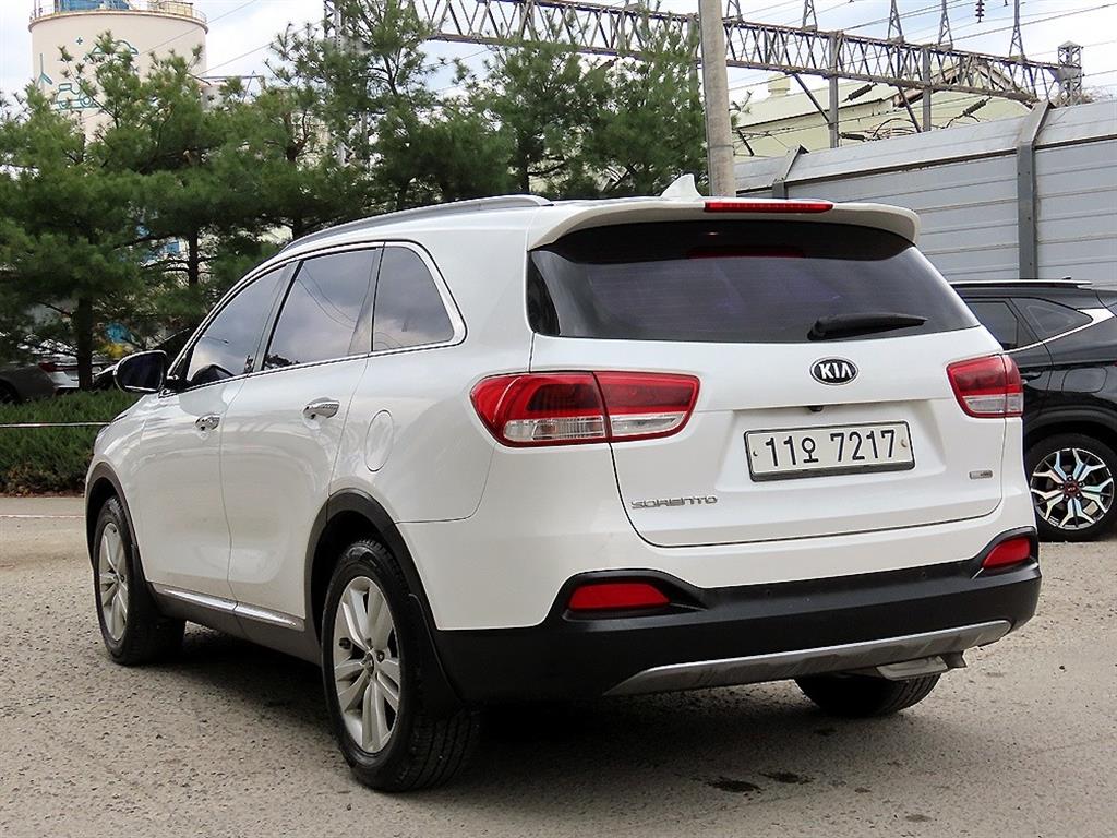 KIA Sorento - Vista 3
