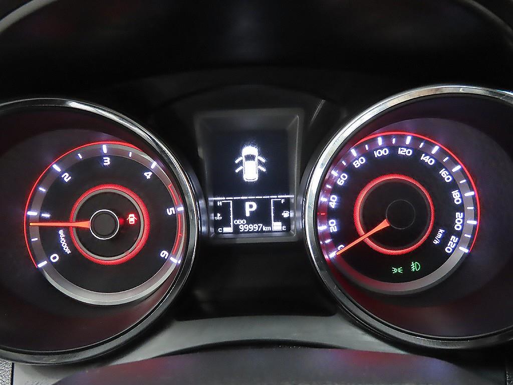 Ssangyong Tivoli - Vista 11