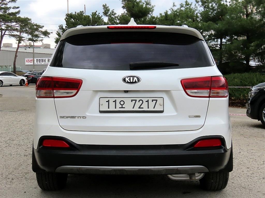 KIA Sorento - Vista 4