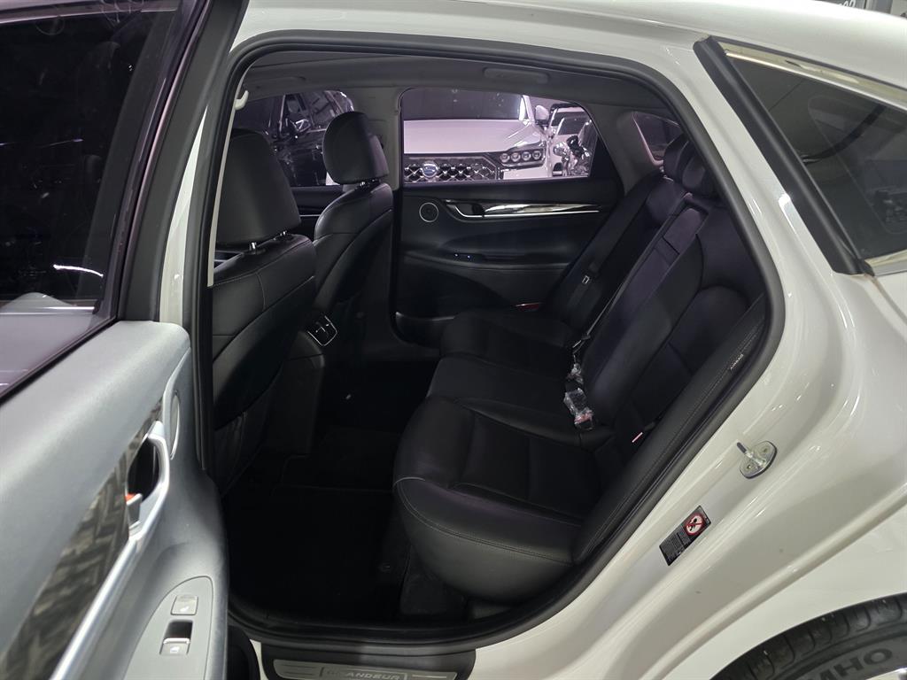 HYUNDAI Grandeur - Vista 8