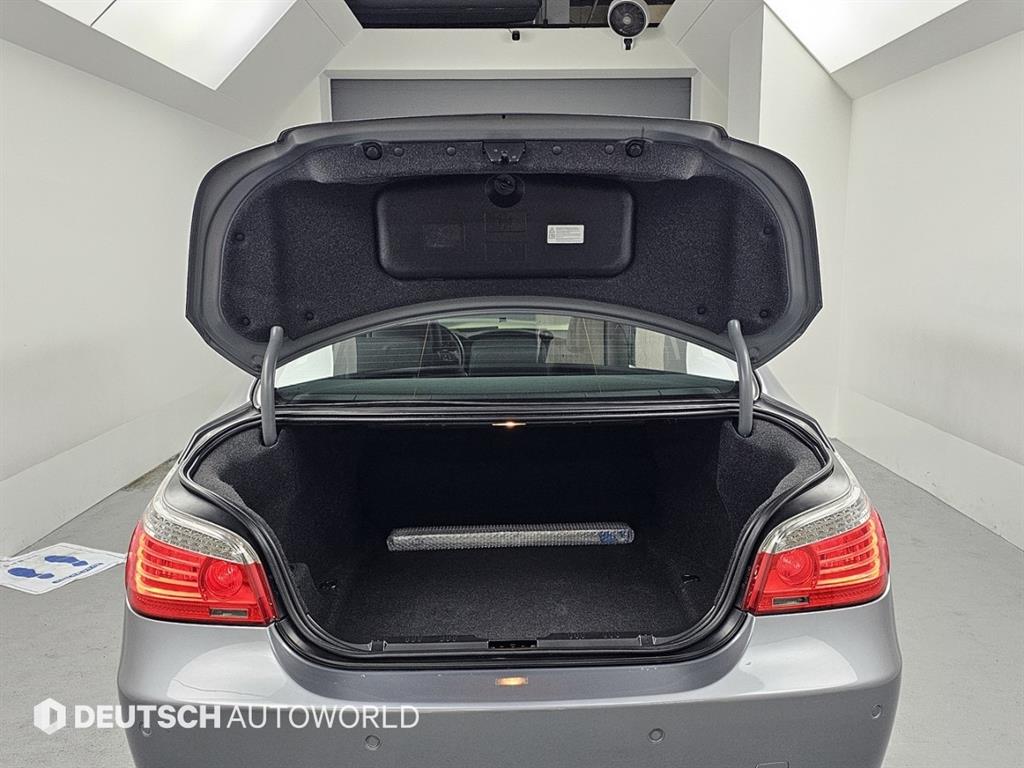 BMW 5 Series 2010 Negro - Importación desde Corea - HF Imports Iquique - Foto 19