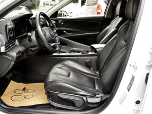 HYUNDAI Avante - Vista 10