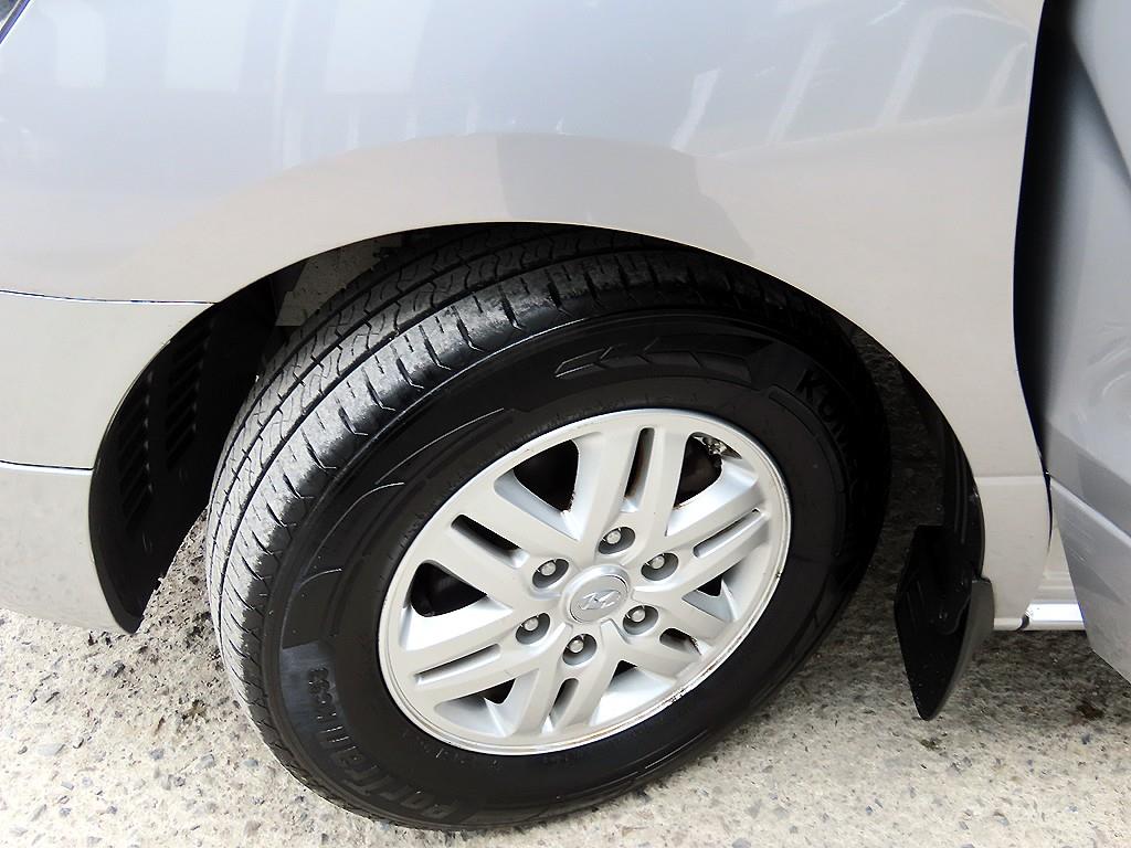 HYUNDAI Starex 2016 Plateado - Importación desde Corea - HF Imports Iquique - Foto 20