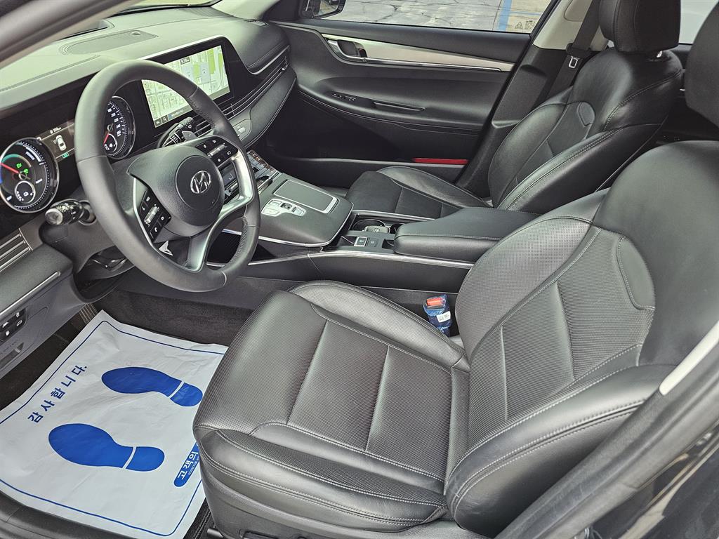 HYUNDAI Grandeur - Vista 8