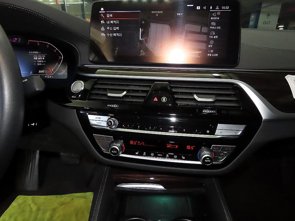 BMW 5 Series - Vista 11