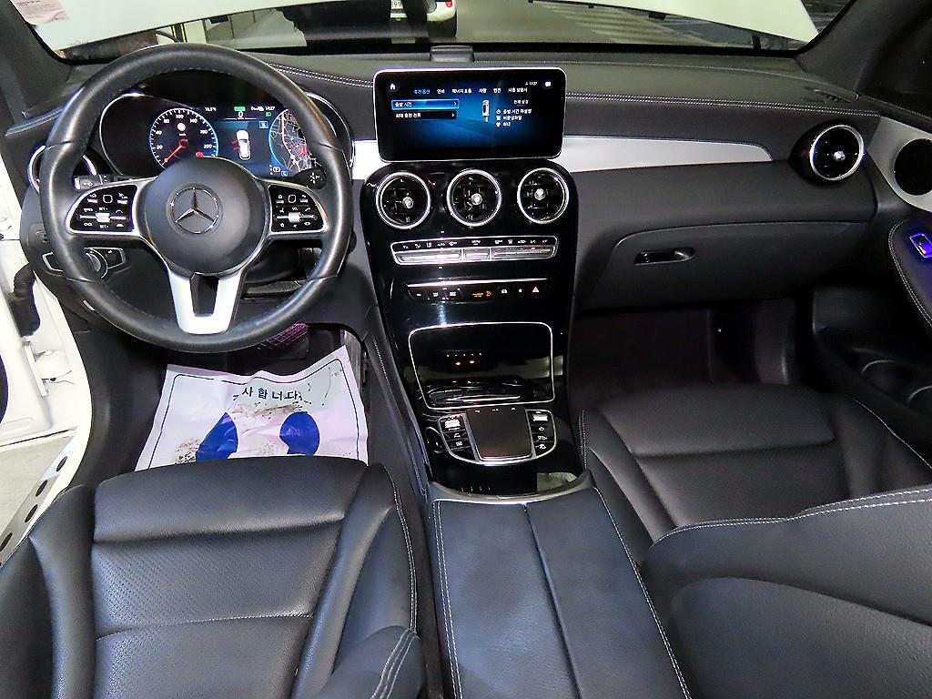 Mercedes Benz GLC Class - Vista 10