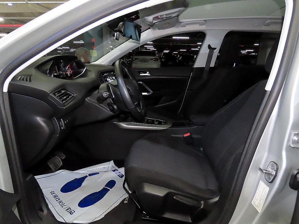 Peugeot 308 - Vista 6