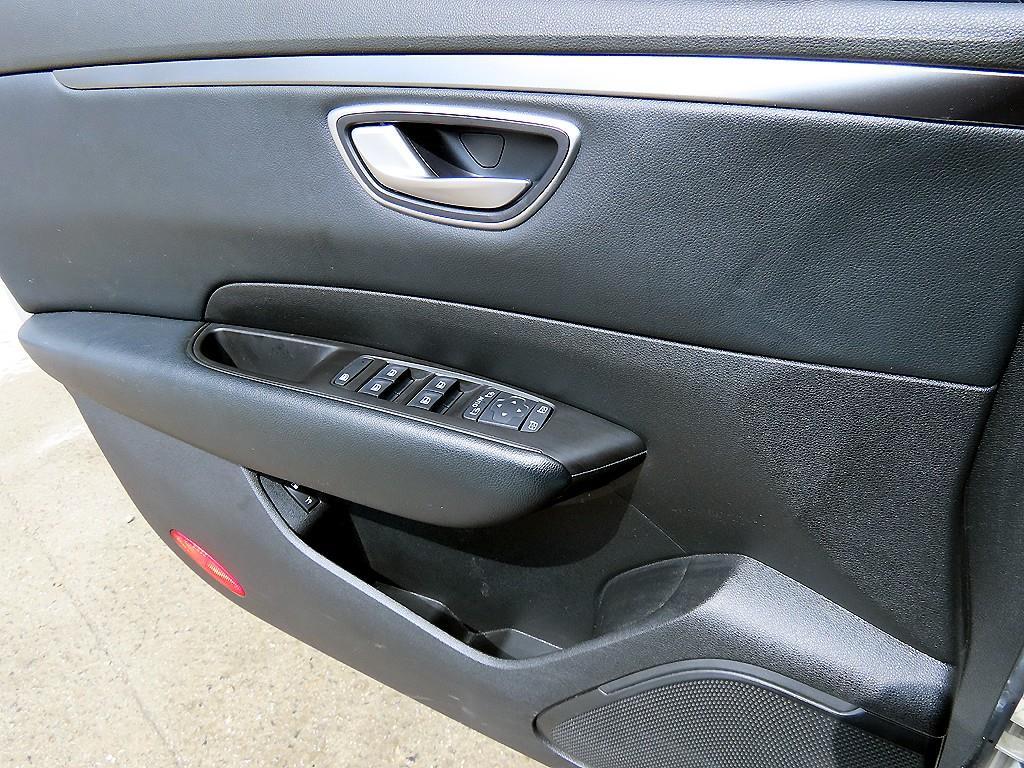 SAMSUNG SM6 - Vista 11