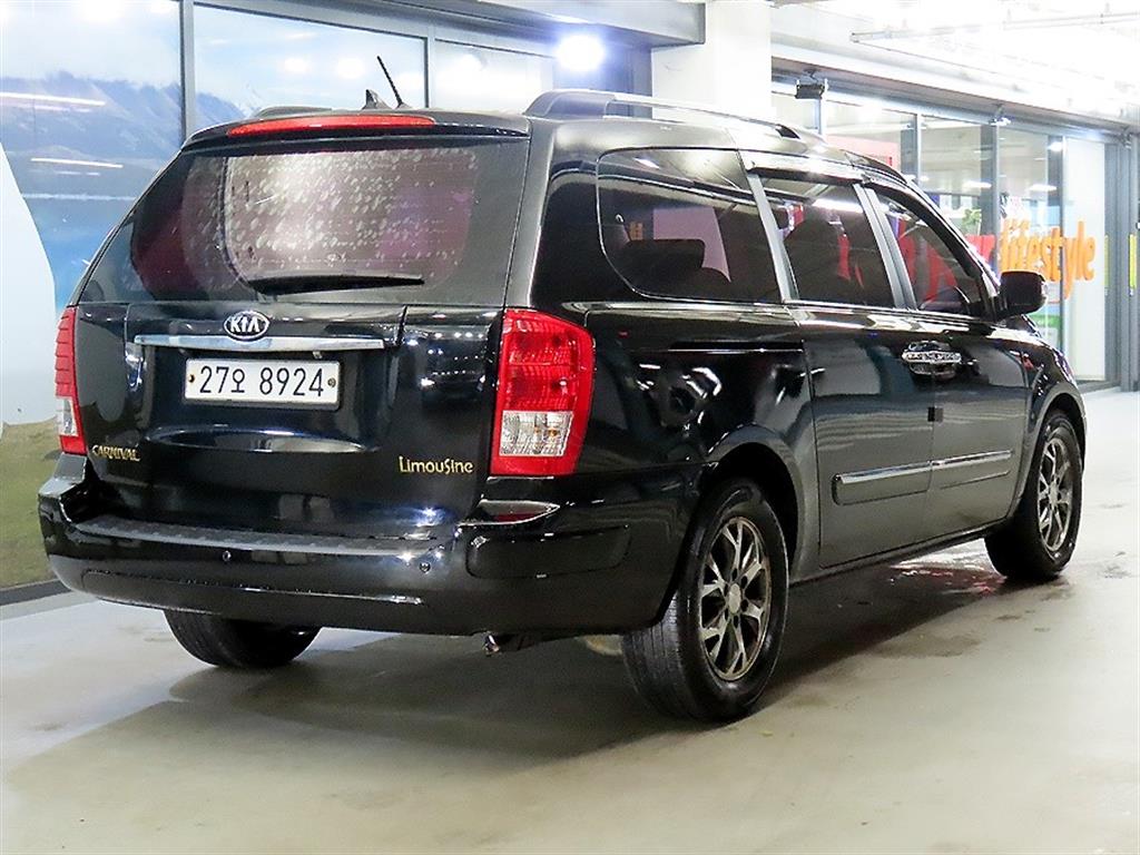 KIA Carnival - Vista 4