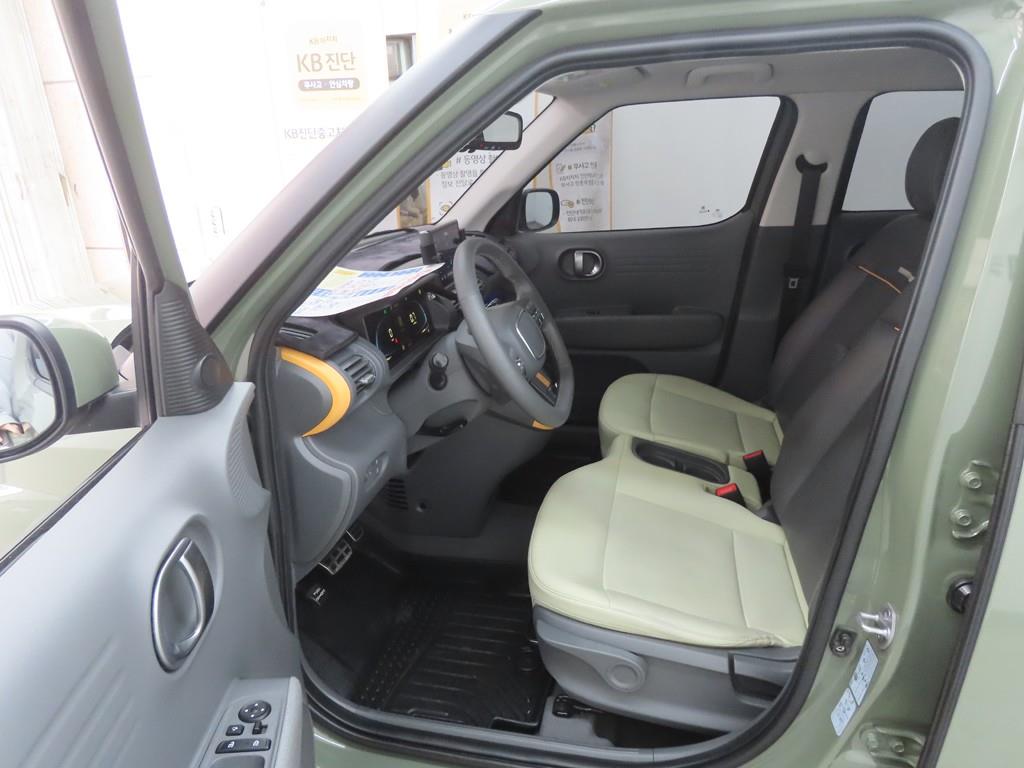 HYUNDAI Casper - Vista 5