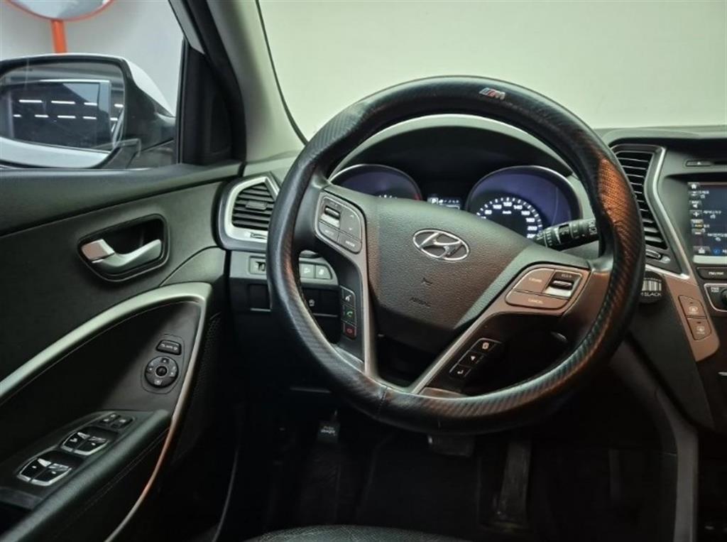 HYUNDAI Santa Fe - Vista 9