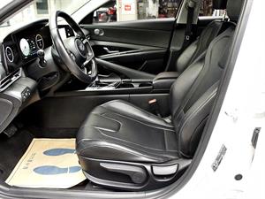 HYUNDAI Avante - Vista 10