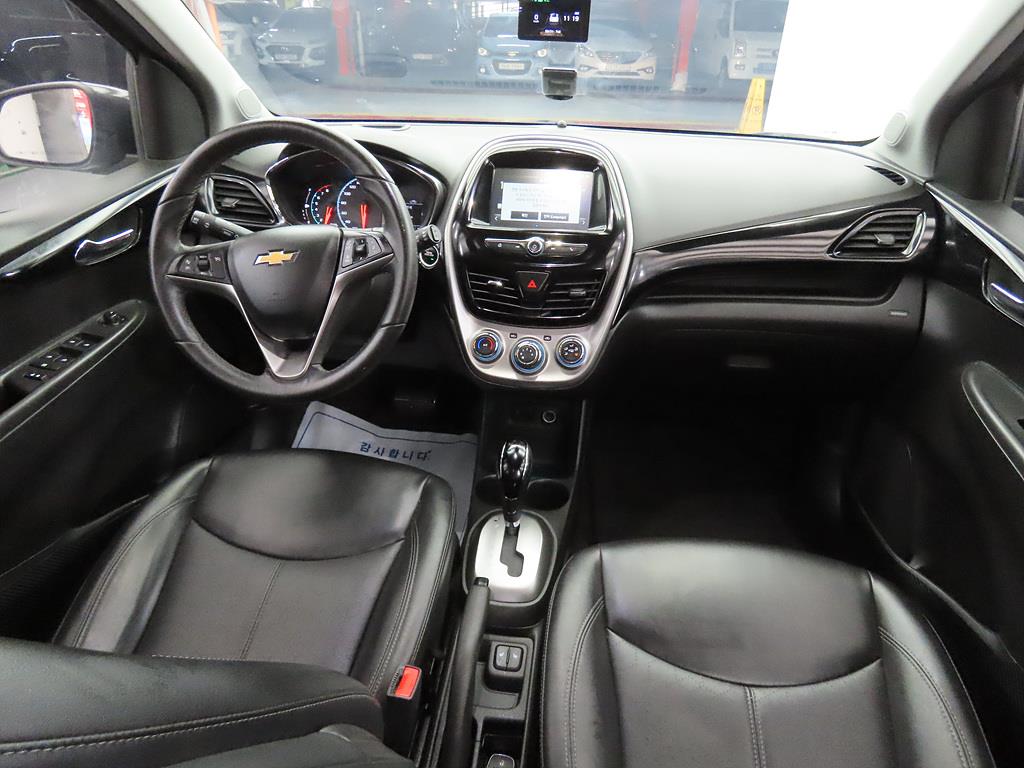 Chevrolet Spark - Vista 5