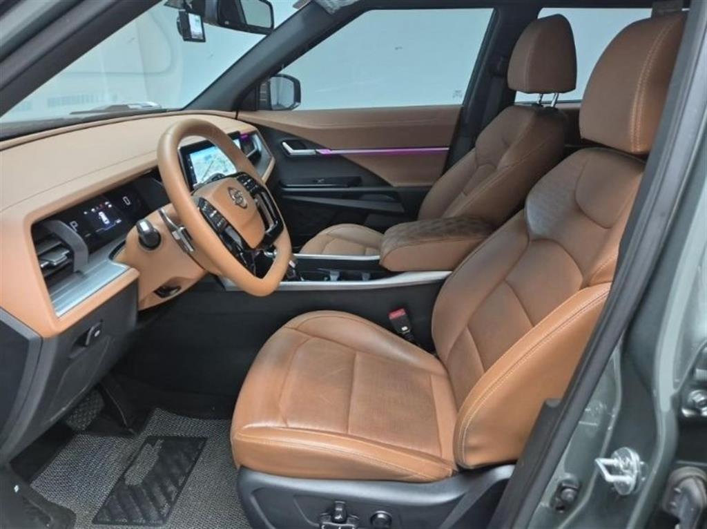 Ssangyong Torres - Vista 11