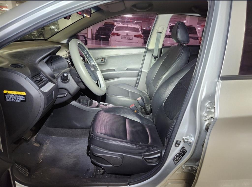 KIA Morning - Vista 5