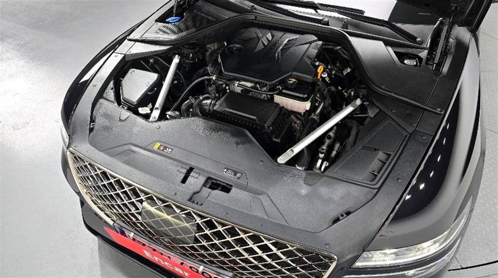 Genesis G80 - Vista 6