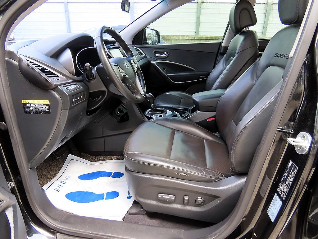 HYUNDAI Santa Fe - Vista 5