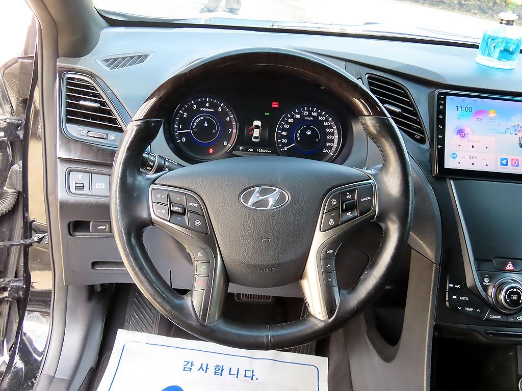 HYUNDAI Grandeur - Vista 8