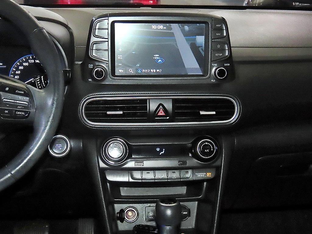 HYUNDAI Kona - Vista 11