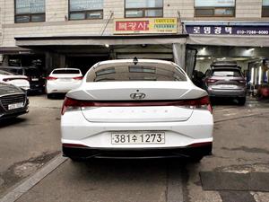 HYUNDAI Avante - Vista 6