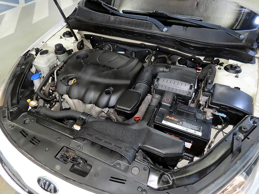 KIA K5 2011 Blanco - Importación desde Corea - HF Imports Iquique - Foto 18