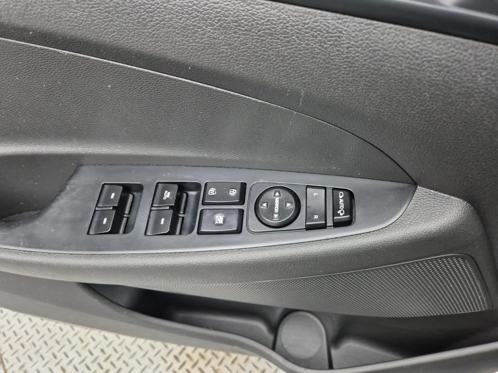 HYUNDAI Tucson 2016 Plateado - Importación desde Corea - HF Imports Iquique - Foto 17