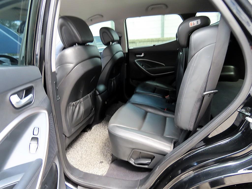 HYUNDAI Santa Fe - Vista 6