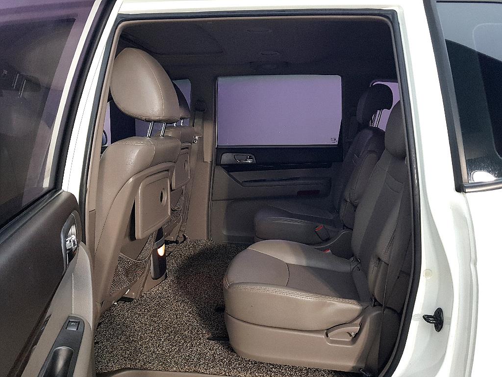 Ssangyong Korando - Vista 9