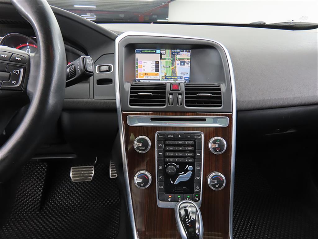 Volvo XC60 - Vista 10