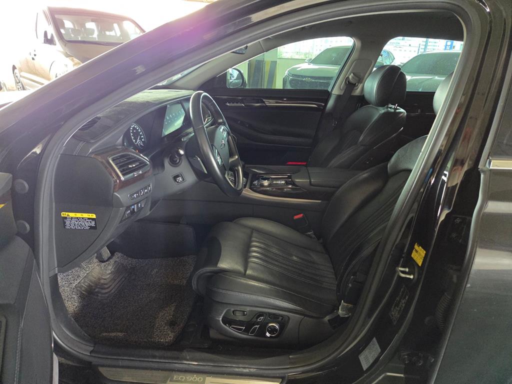 Genesis EQ900 - Vista 6