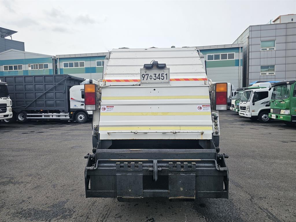 medium and large cargo apChoukJingae - Vista 7