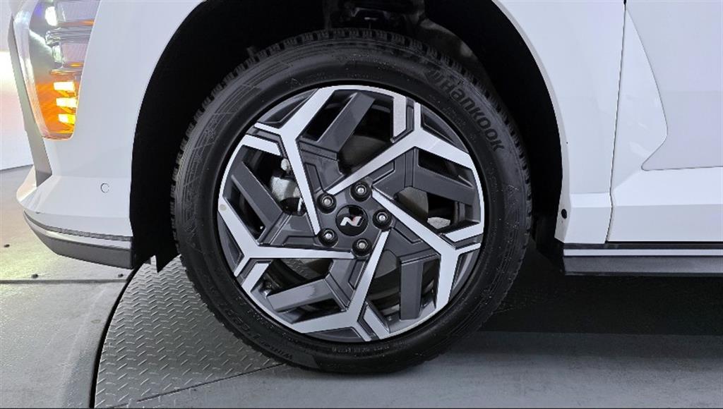 HYUNDAI Kona - Vista 5