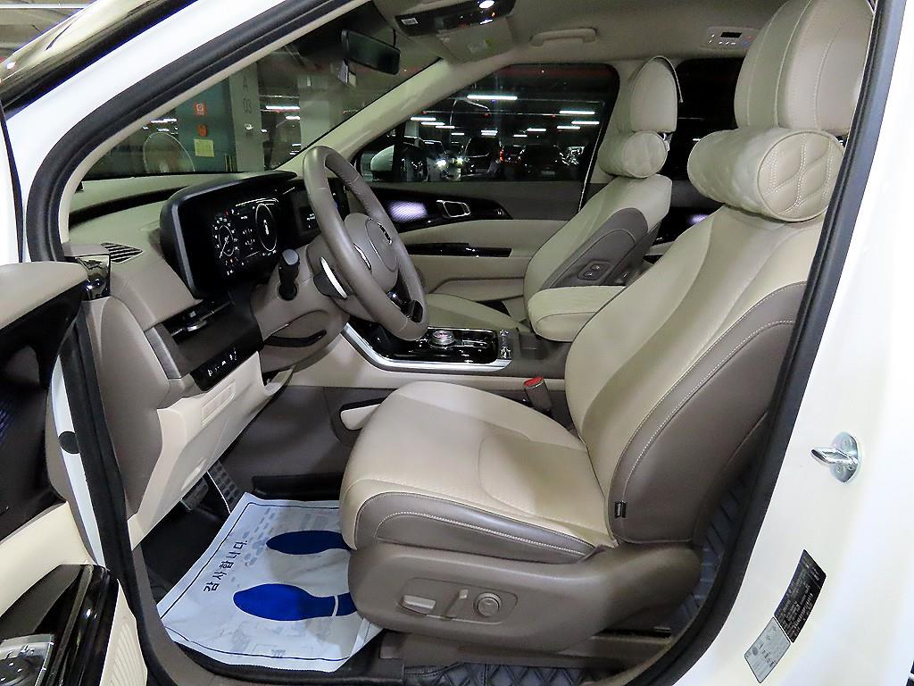 KIA Carnival - Vista 6