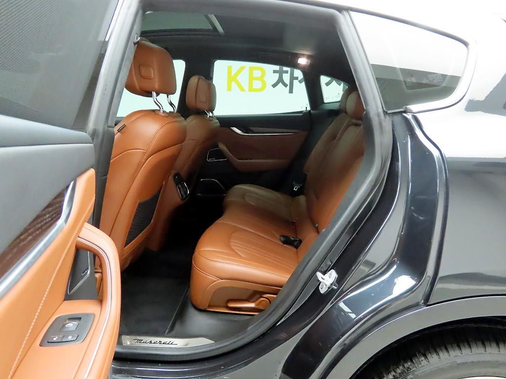 Maserati Levante - Vista 12