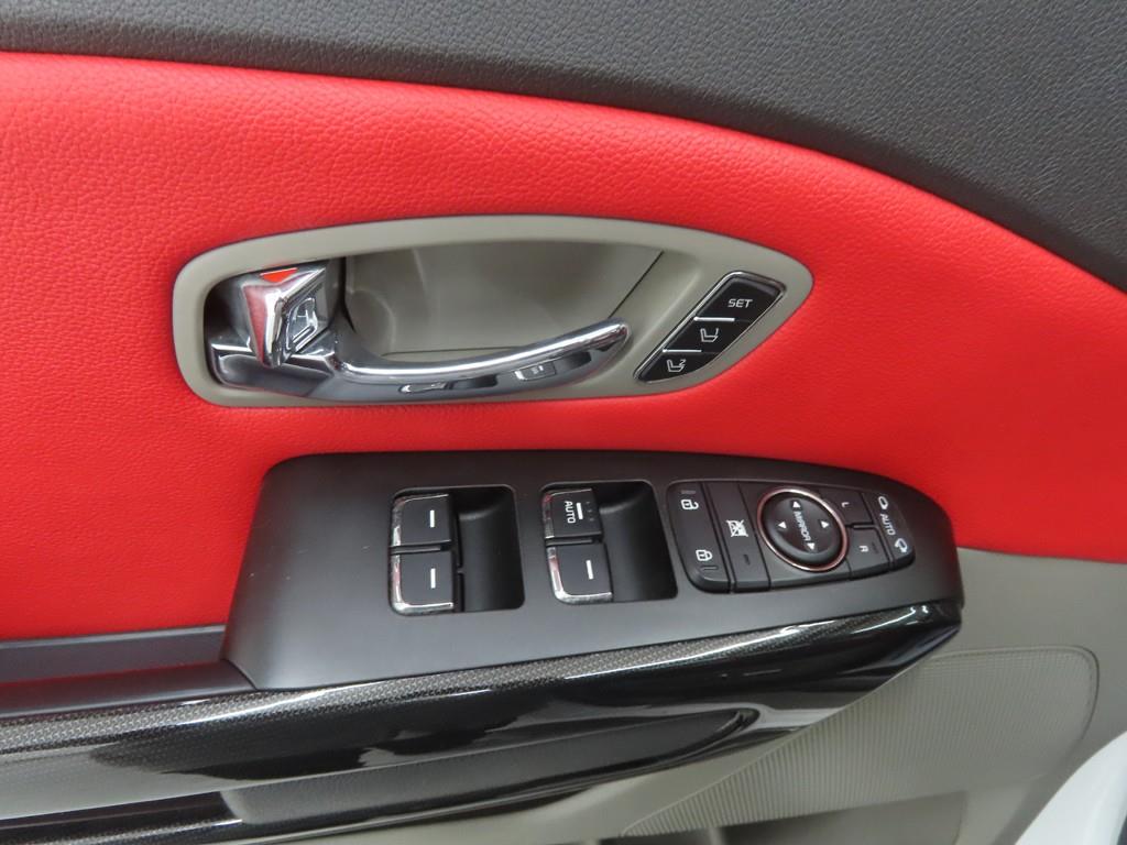 KIA Carnival - Vista 9