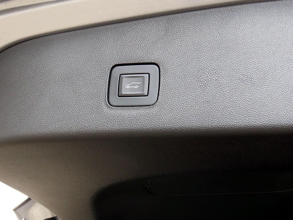 Chevrolet Trax 2025 Gris - Importación desde Corea - HF Imports Iquique - Foto 17