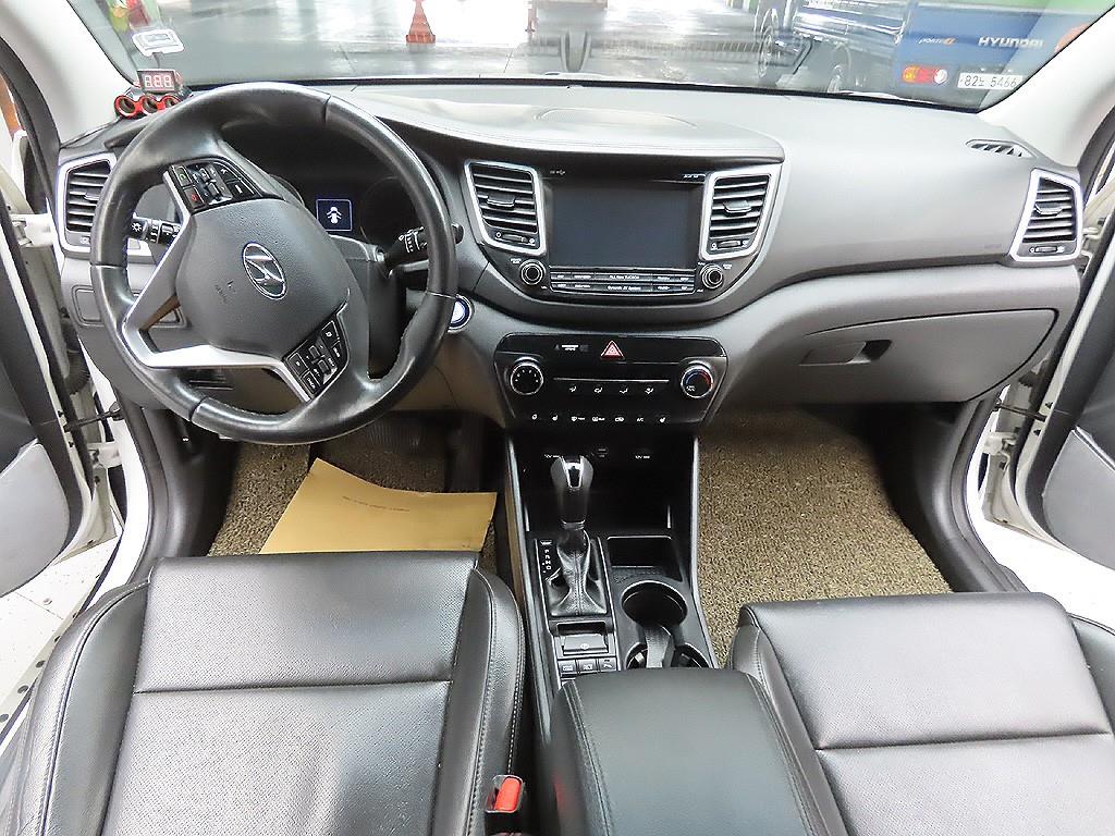 HYUNDAI Tucson 2017 Blanco - Importación desde Corea - HF Imports Iquique - Foto 10