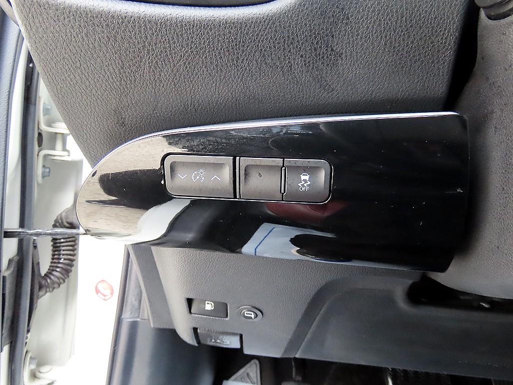 Toyota Prius - Vista 12
