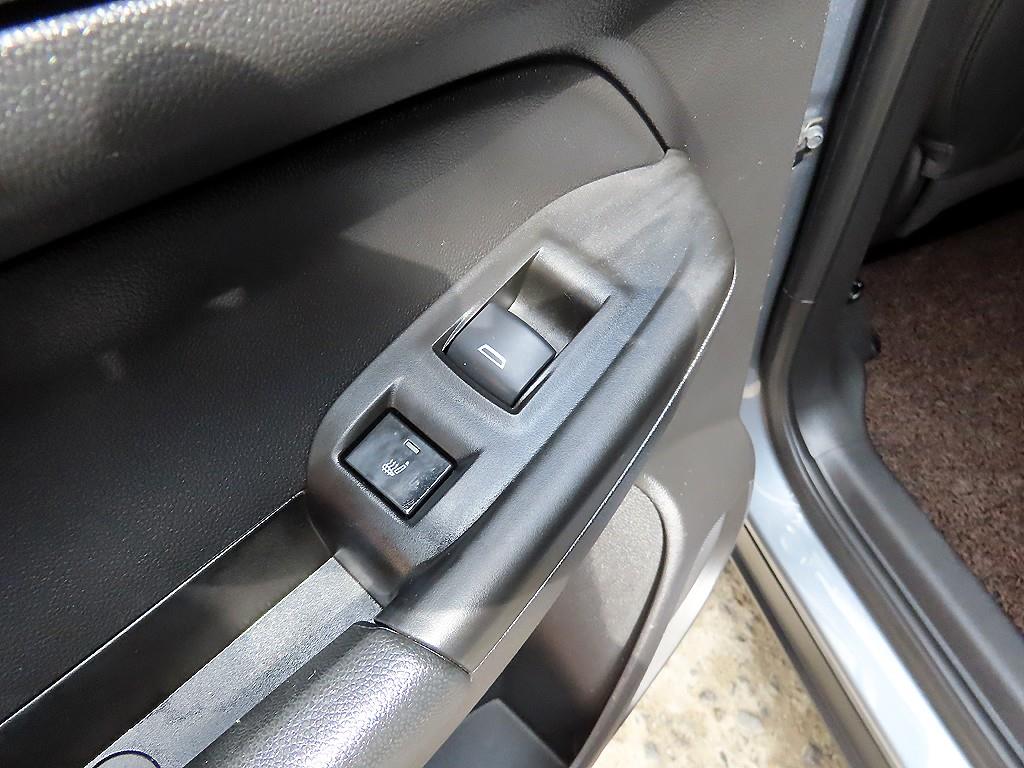 Chevrolet Trail Blazer 2022 Gris - Importación desde Corea - HF Imports Iquique - Foto 17